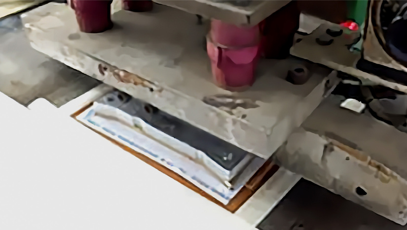 シールの型を抜く②