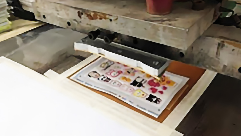 シールの型を抜く③