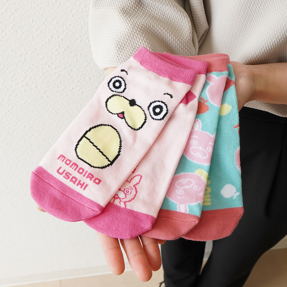 靴下2種類　身体の前