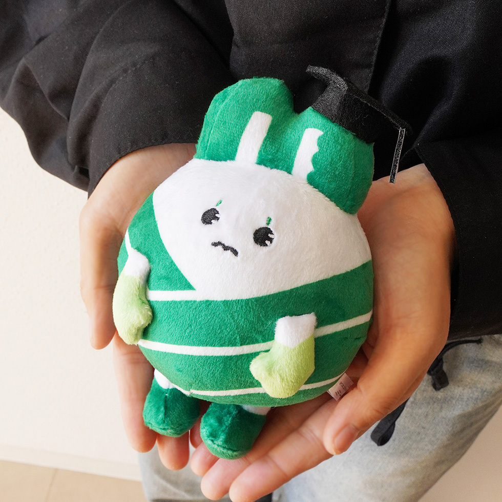 ミールド 両手の上