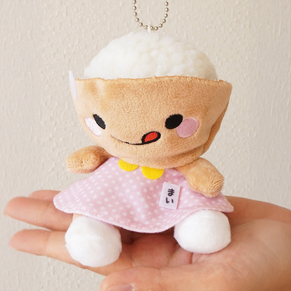ゆがわまいちゃん 片手の上