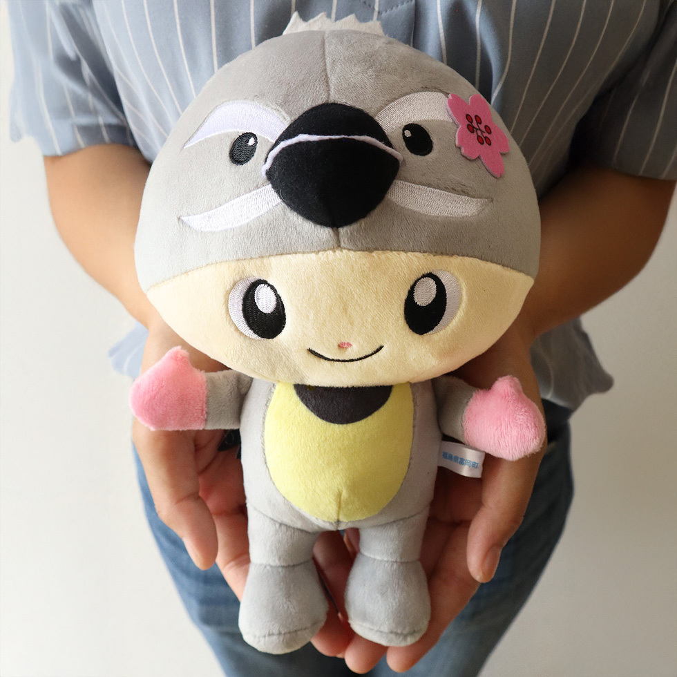 とみっぴー 抱っこ