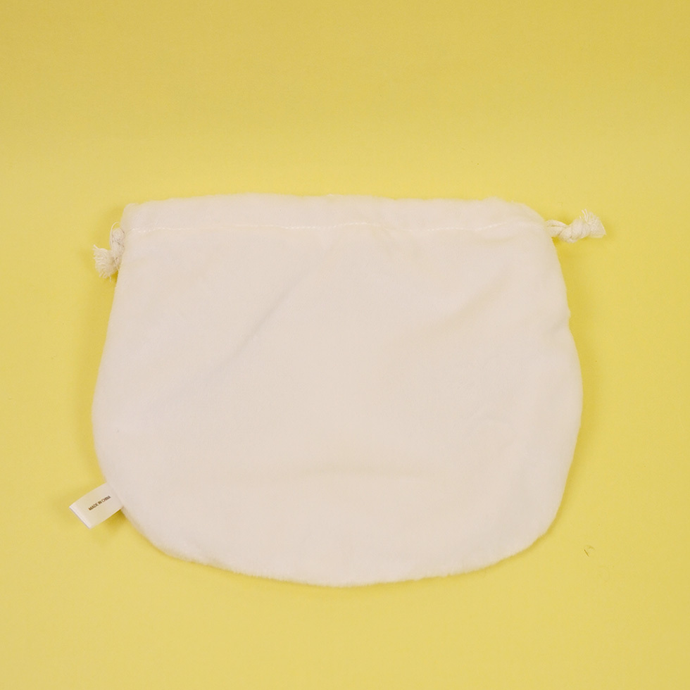 ポーチ全開　後面