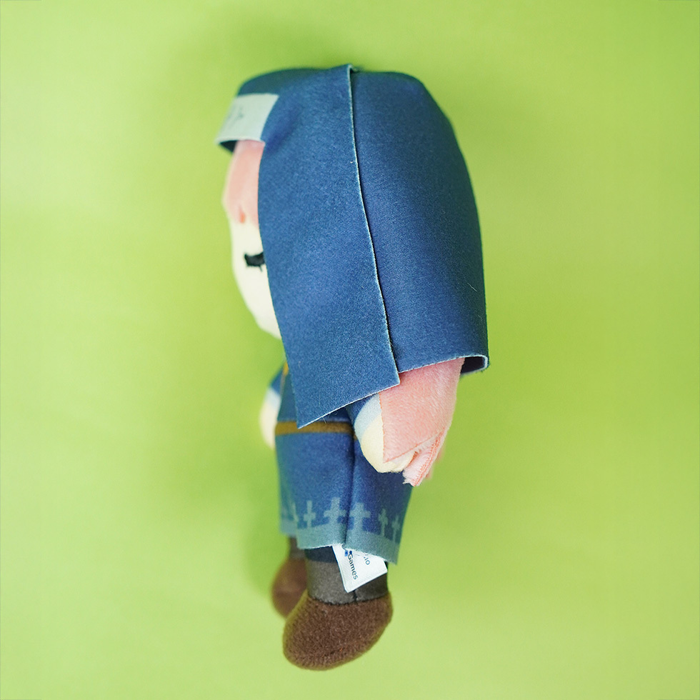 アイリーン 13cm 左面