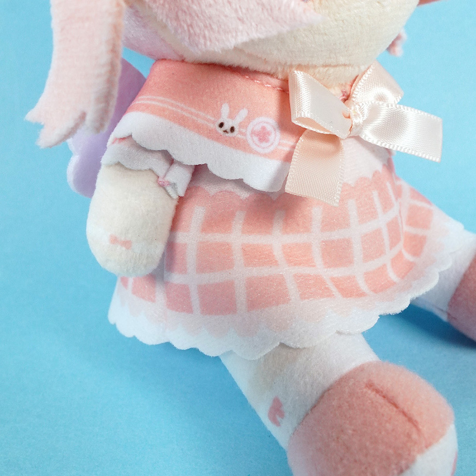 小花衣ももみ 服アップ