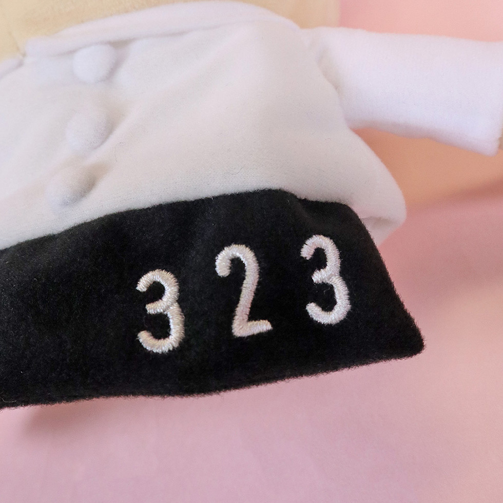 323くん　エプロン