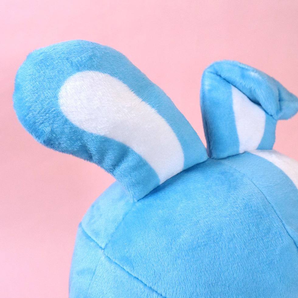 ラフィット 右耳アップ