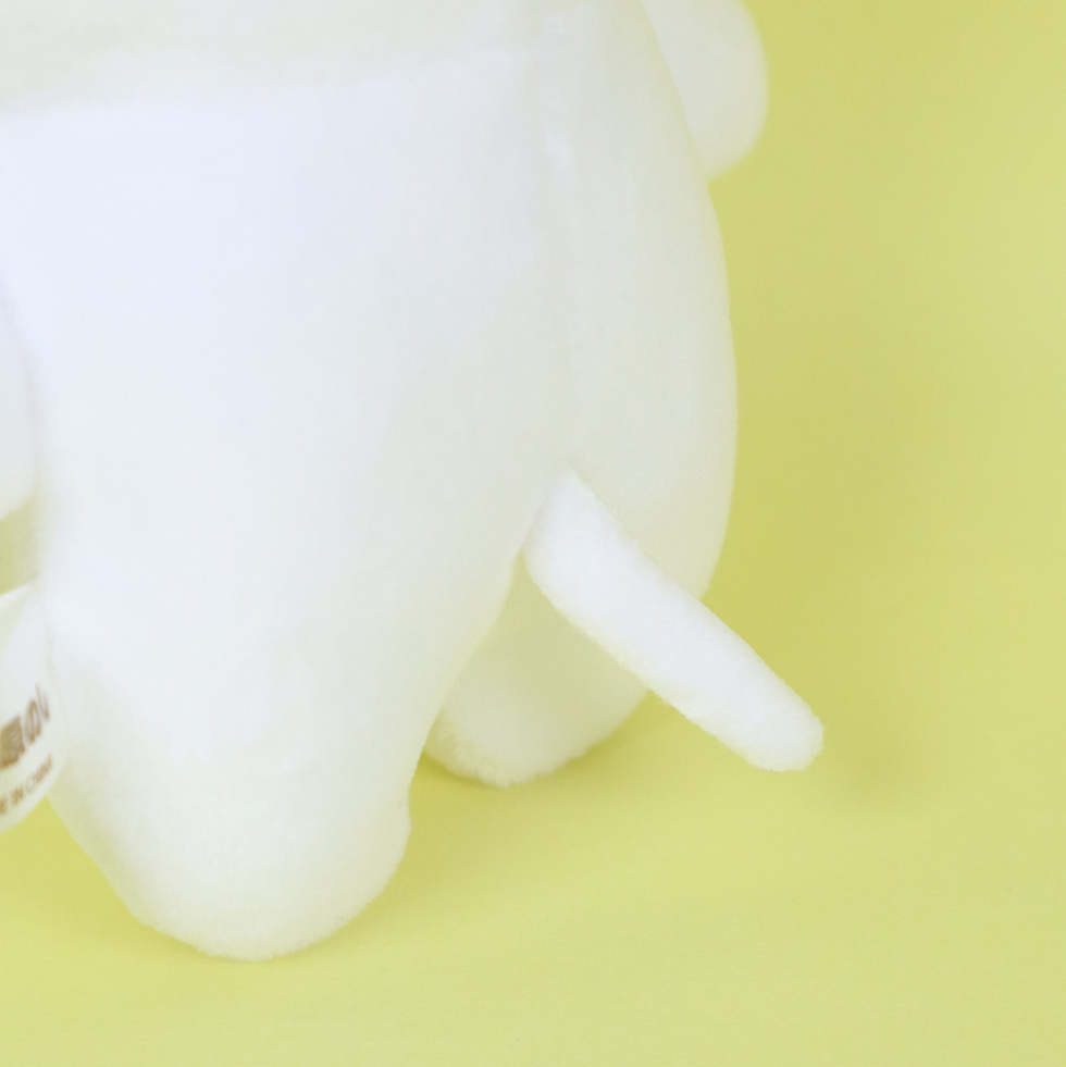 しろにゃん　シッポ