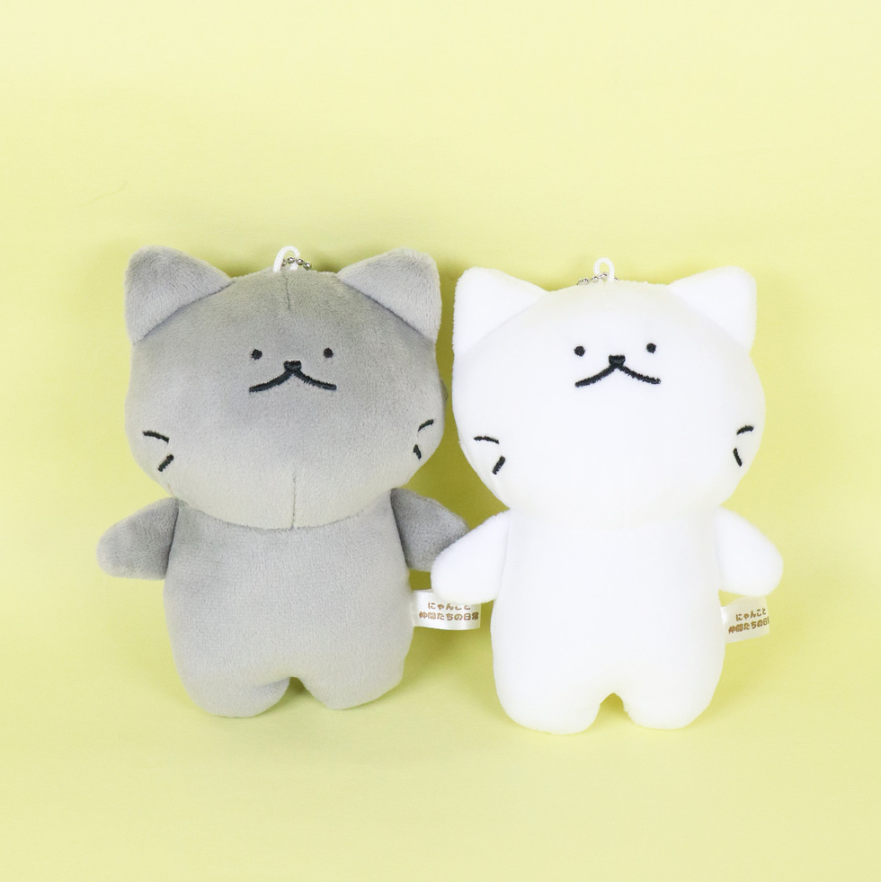 しろにゃんくろにゃん　正面