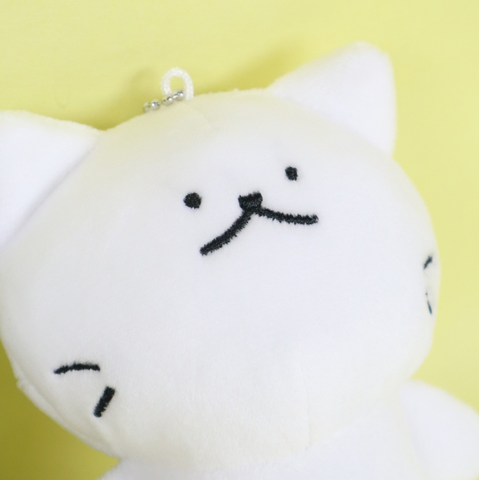 しろにゃん　顔アップ