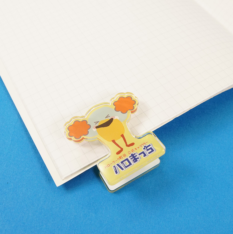 アクリルメモクリップ　両手上げ　ノート