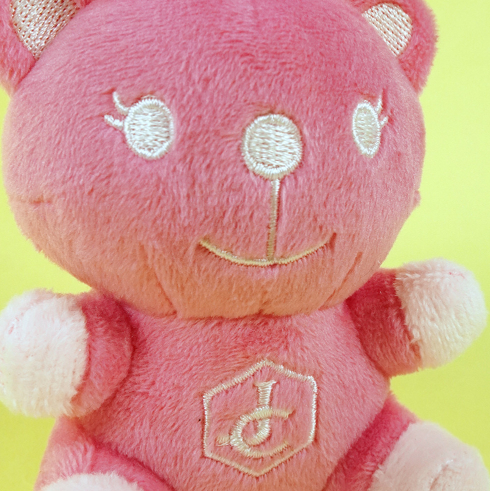 ジュエルちゃん　刺繍アップ