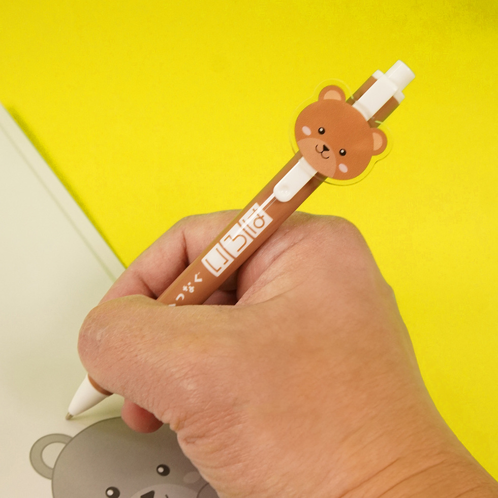 ボールペン　使用時