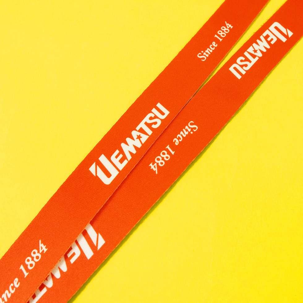 ネックストラップ　裏プリント　アップ