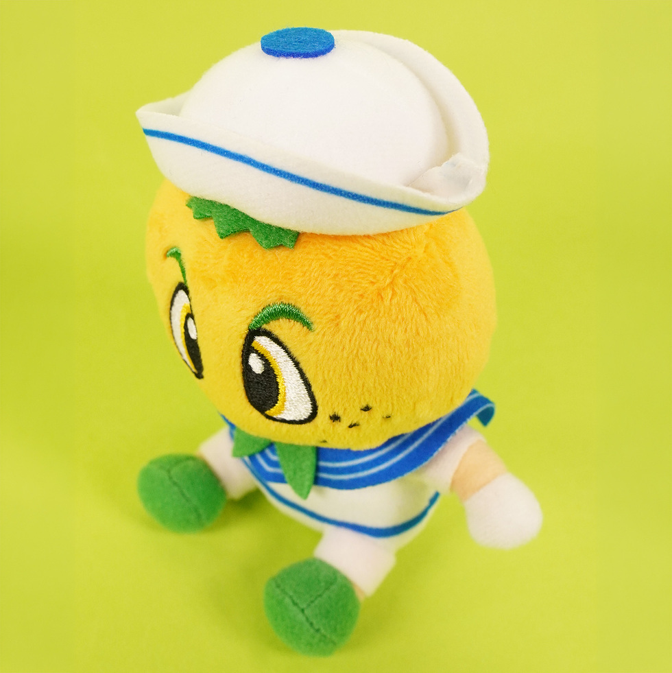 ミカリン 10cmミニぬいぐるみ ななめから