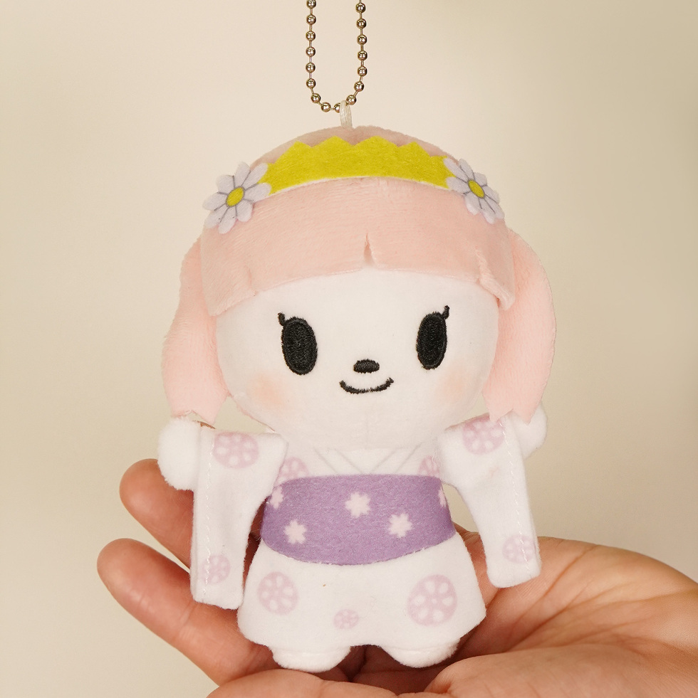 稲敷さくらちゃん　ボールチェーン付き正面　手の上