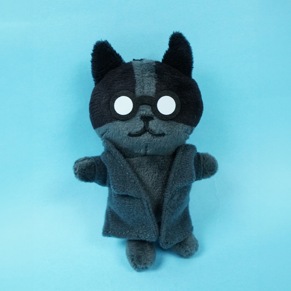 黒ネコ所長　正面