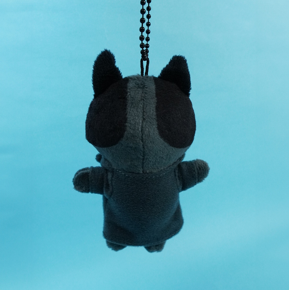 黒ネコ所長　背面