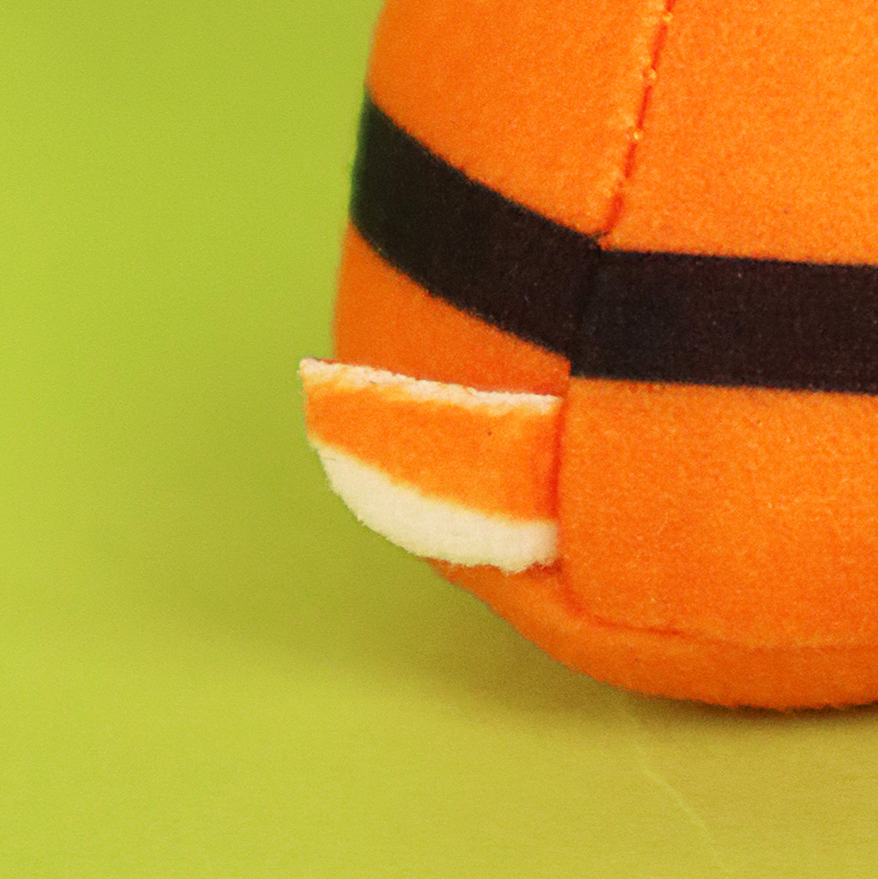 ナポくん　しっぽアップ