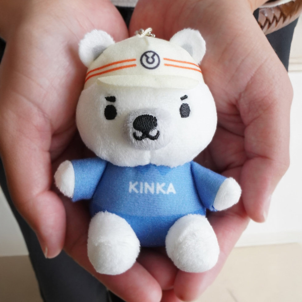 きんくま 8cmミニぬいぐるみ 両手の上