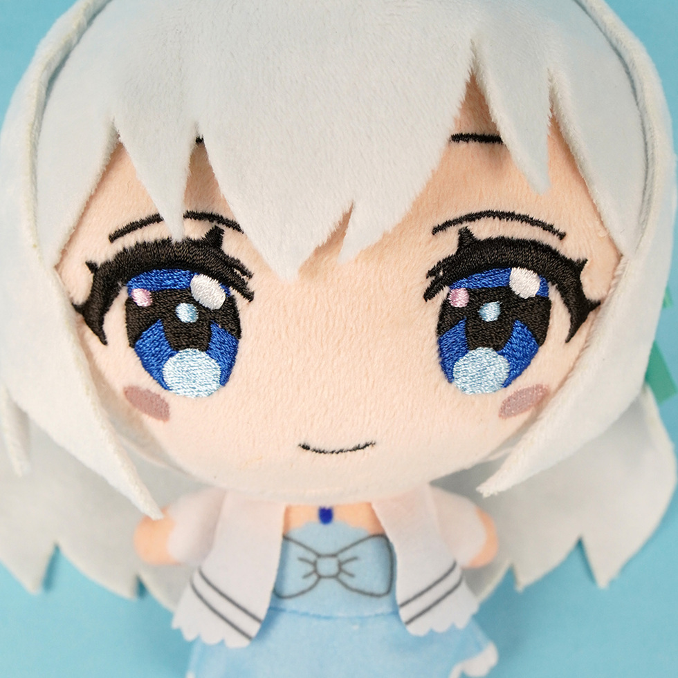 藍月なくる　顔アップ