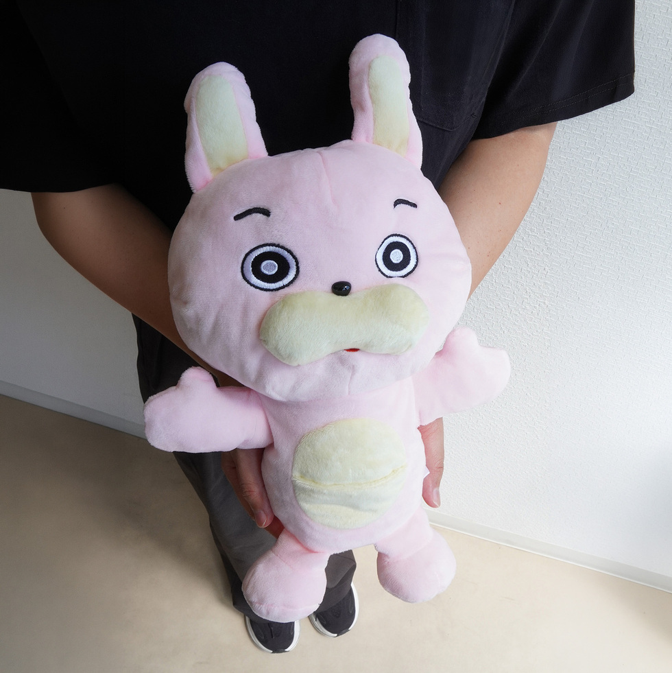 桃色ウサヒ 指入れパペット 両手持ち